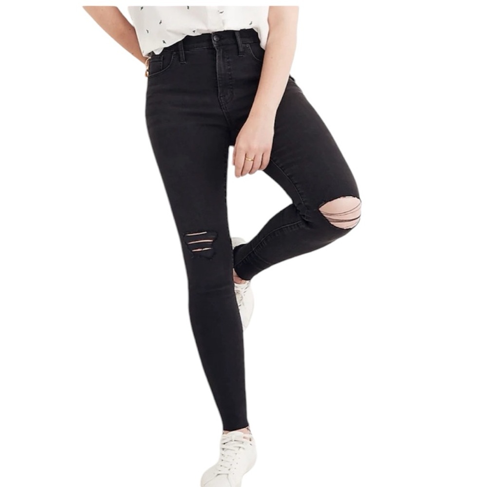 Madewell 9” Mid Rise‎ Gray/Black Ripped Raw Hem Skinny Jeans Size 27